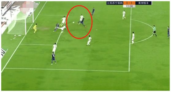  朗斯冬季转会窗率先出手，签下巴西潜力中卫补强防线  