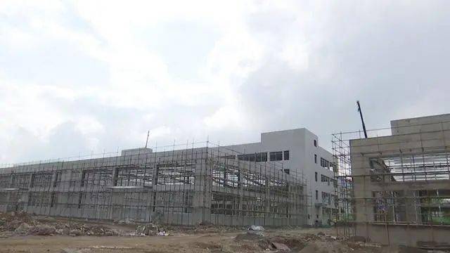 8，南特市政府批准新建训练基地，预计两年内完工  